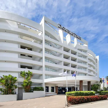 Doubletree By Hilton Cairns-3